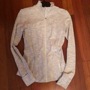 Lululemon size 4 gray define jacket like new